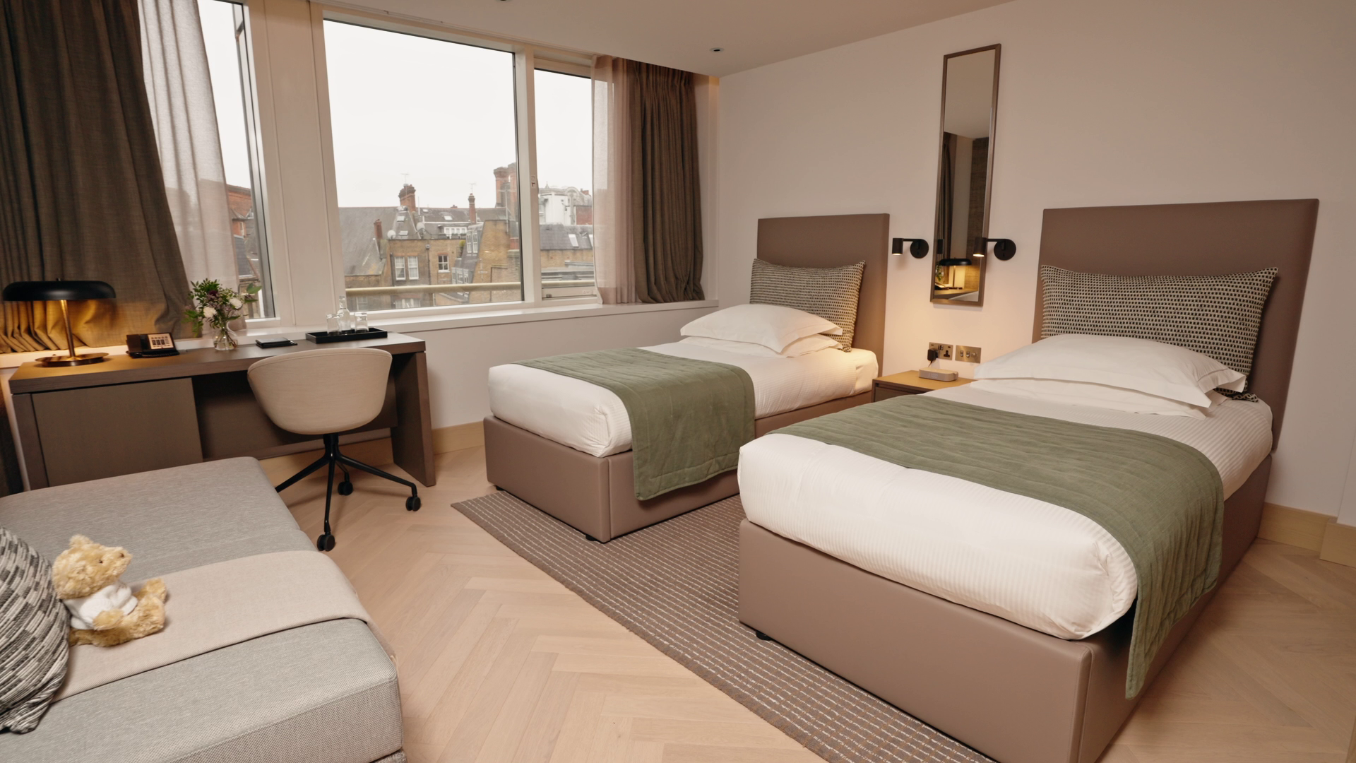 Deluxe Twin Room